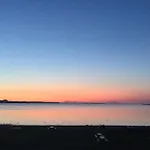 Strandhuset Semesterbostad *