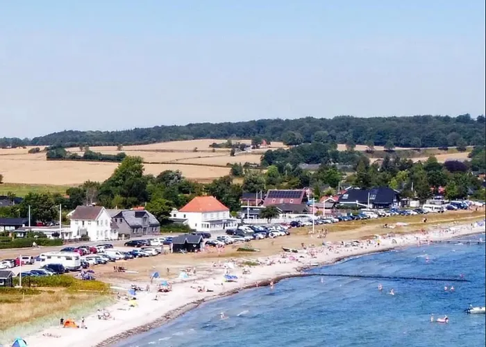 Strandhuset 度假居 *